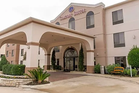 Comfort Suites Austin NW Lakeline hotel detail image 1