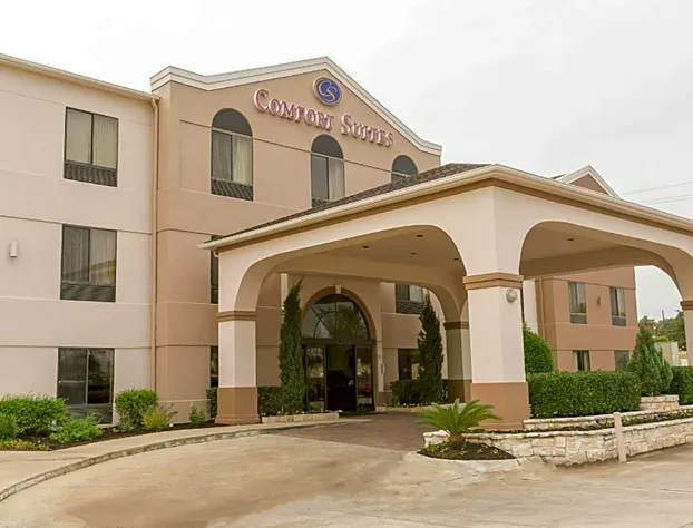 Comfort Suites Austin NW Lakeline hotel detail image 2