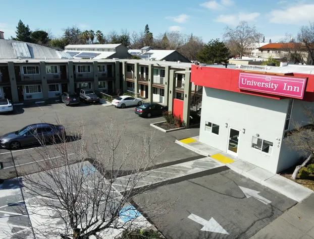 Days Inn by Wyndham Chico hotel detail image 4