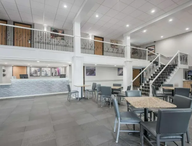 Best Western Fort Wayne I-69 North hotel detail image 3