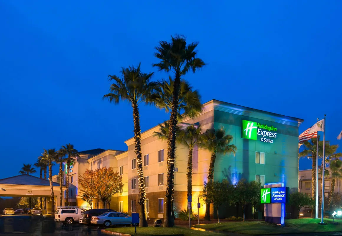 Holiday Inn Express Hotel & Suites Vacaville by IHG hotel hero