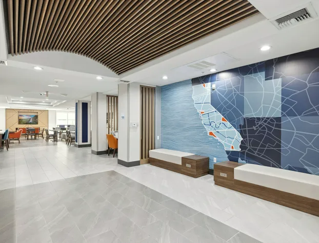 Holiday Inn Express Hotel & Suites Vacaville by IHG hotel detail image 3