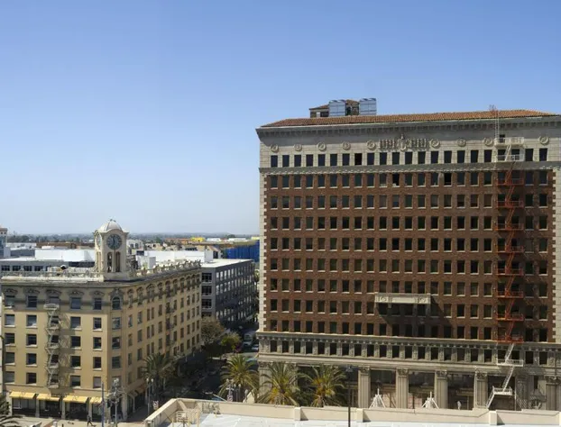 Marriott Long Beach Downtown hotel detail image 1