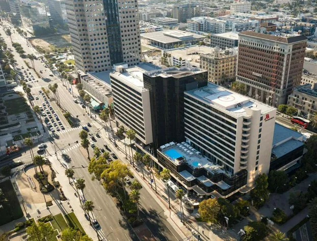 Marriott Long Beach Downtown hotel detail image 3