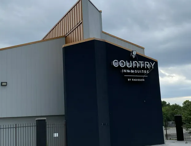 Country Inn & Suites by Radisson Indianapolis East hotel detail image 1