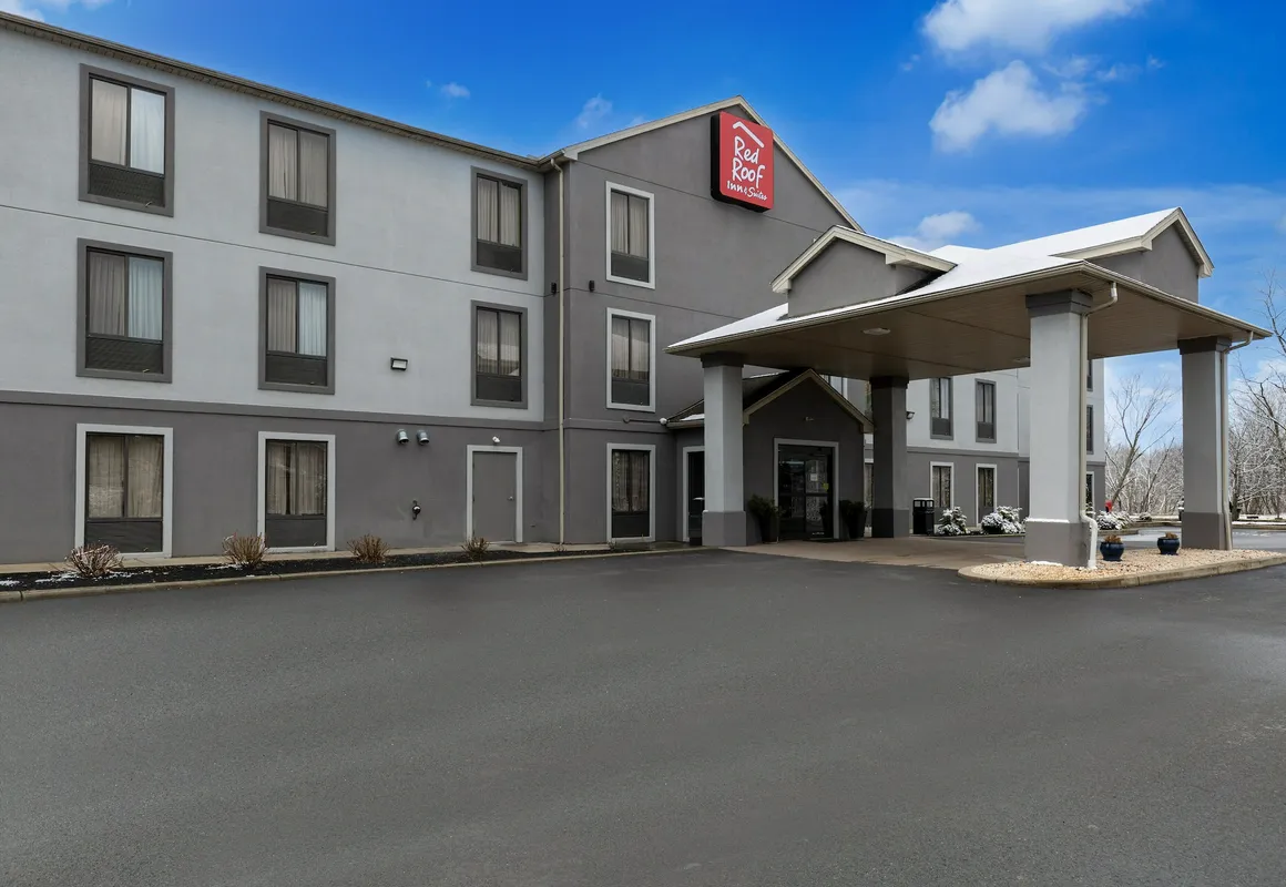 Red Roof Inn & Suites Bloomsburg – Mifflinville hotel hero