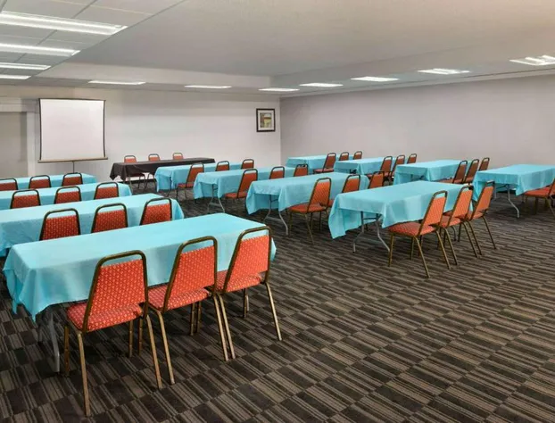 Baymont by Wyndham Des Moines North hotel detail image 3