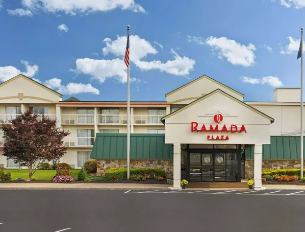 Ramada Plaza by Wyndham Portland hotel detail image 2