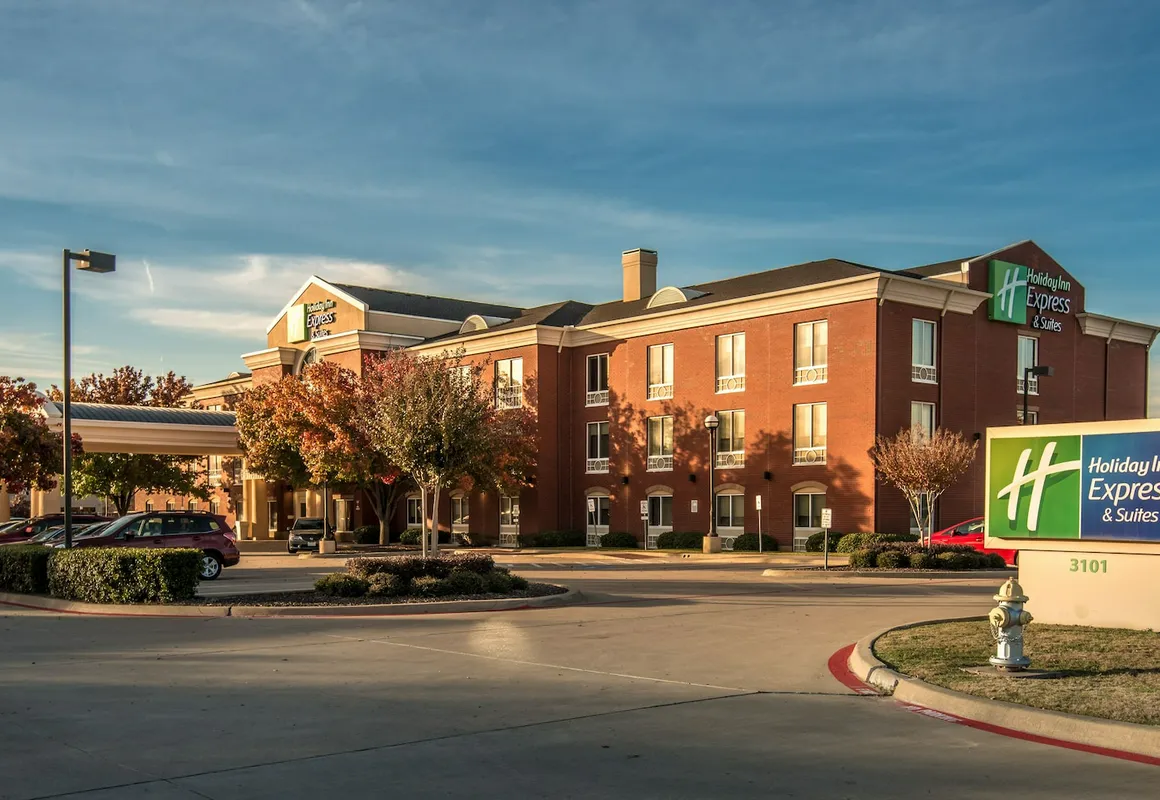 Holiday Inn Express & Suites Plano West - Frisco by IHG hotel hero