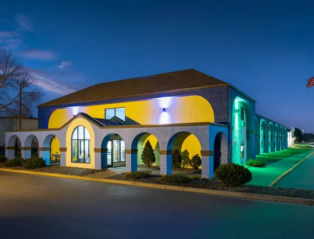 Days Inn by Wyndham Austin hotel detail image 2