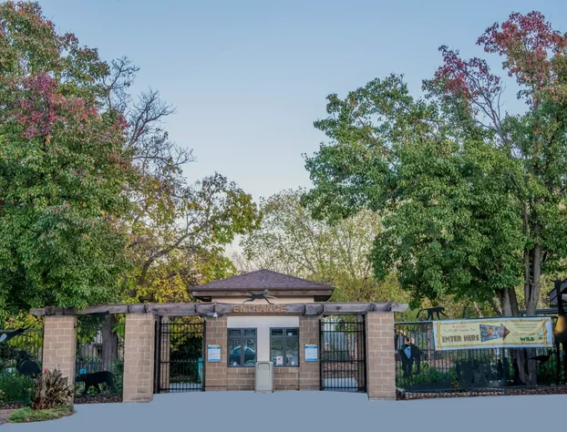 Super 8 by Wyndham Topeka/Wanamaker RD/I-70 hotel detail image 4