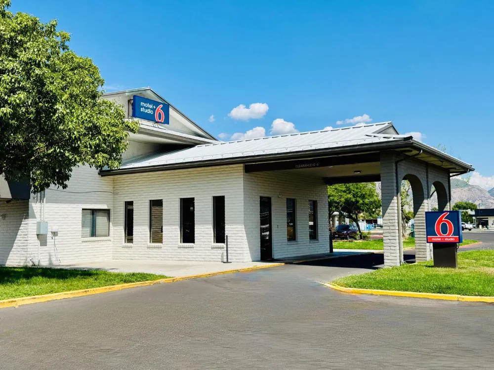 Motel 6 Ogden, UT - 21st Street hotel hero