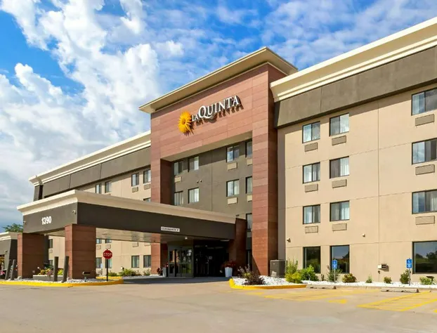 La Quinta Inn & Suites by Wyndham Des Moines West Clive hotel detail image 3