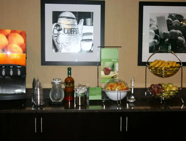 Hampton Inn Dalton hotel detail image 4