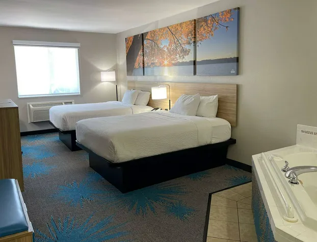 Days Inn by Wyndham Imlay City hotel detail image 4