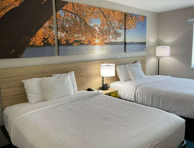 Days Inn by Wyndham Imlay City hotel detail image 4