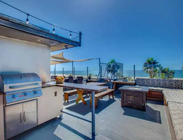 Venice Breeze Suites hotel detail image 3