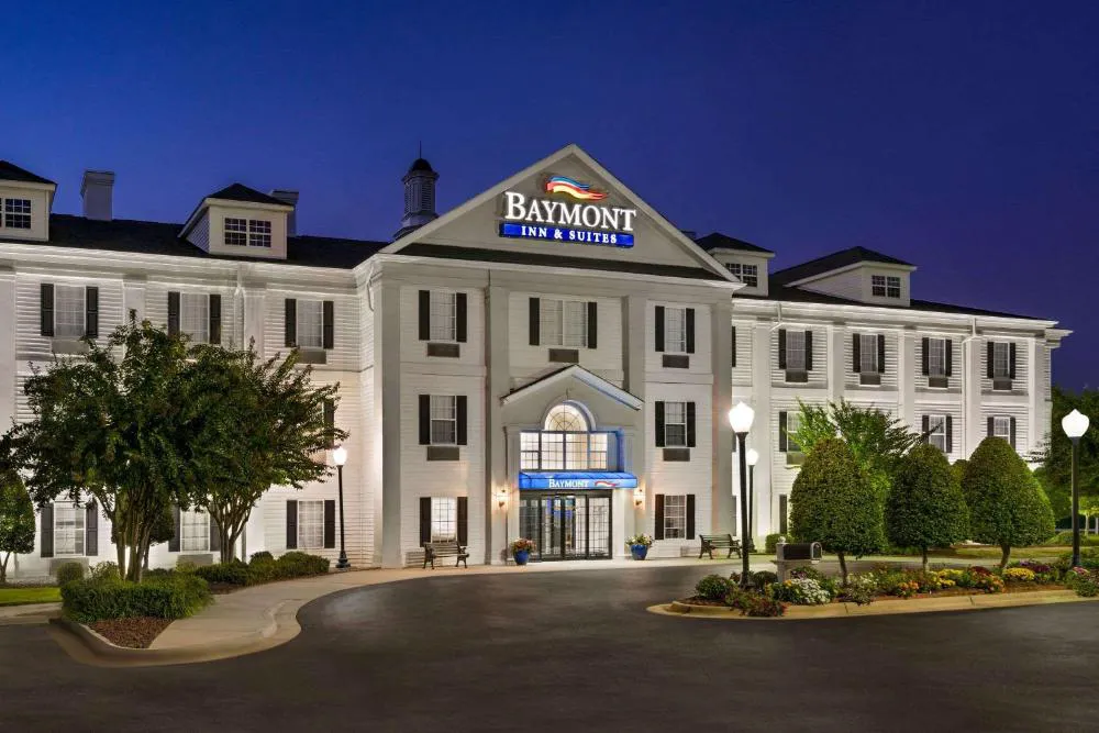 Baymont by Wyndham Henderson Oxford hotel hero
