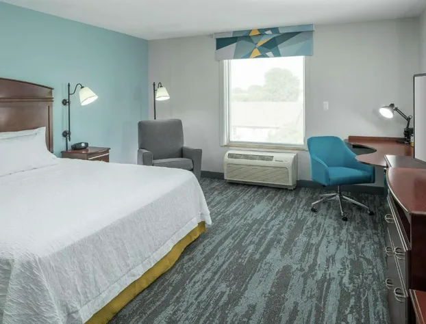 Hampton Inn & Suites Rochester-North hotel detail image 4