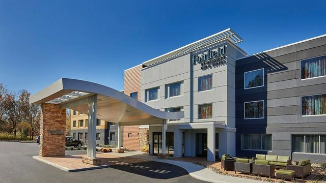 Fairfield Inn & Suites by Marriott Albany Airport hotel detail image 1