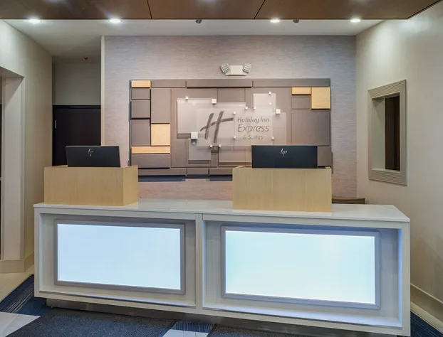 Holiday Inn Express Hotel & Suites Swansea by IHG hotel detail image 3