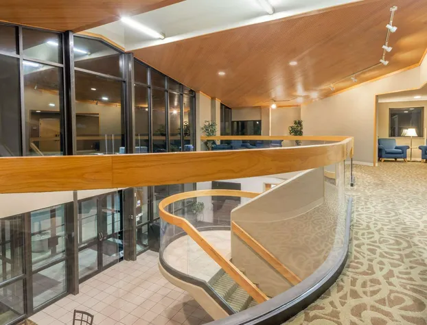 Ramada by Wyndham Columbus North hotel detail image 2