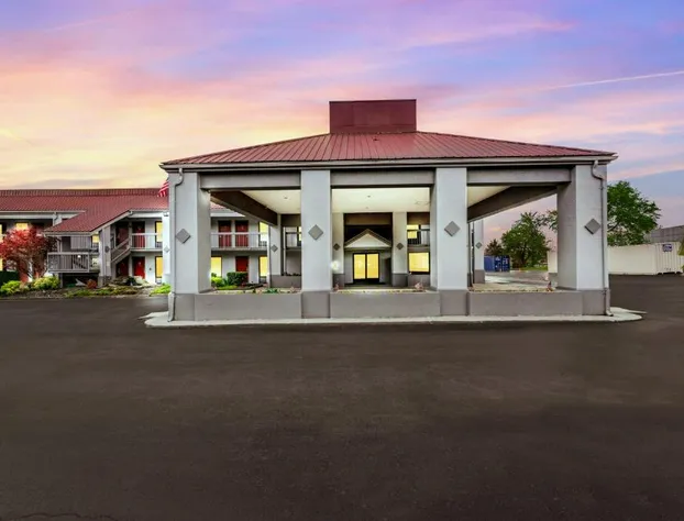 Red Roof Inn Kingsport hotel detail image 3