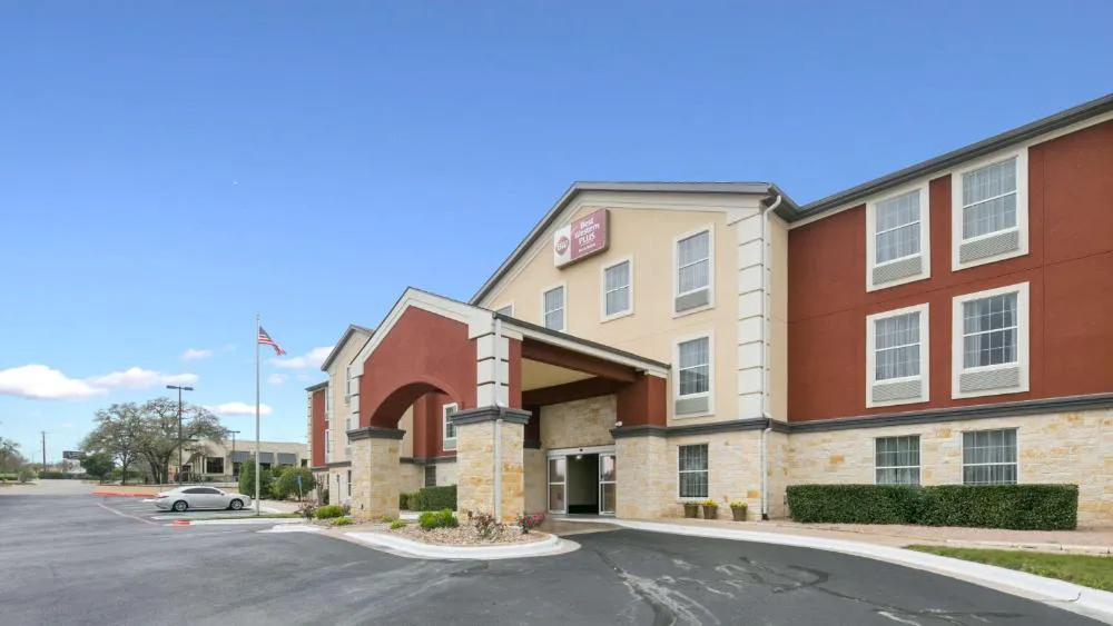 Best Western Plus Georgetown Inn & Suites hotel hero