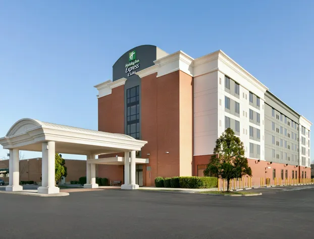 Holiday Inn Express Hotel & Suites Norfolk Airport by IHG hotel detail image 1