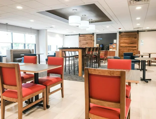 Holiday Inn Express Statesboro by IHG hotel detail image 4