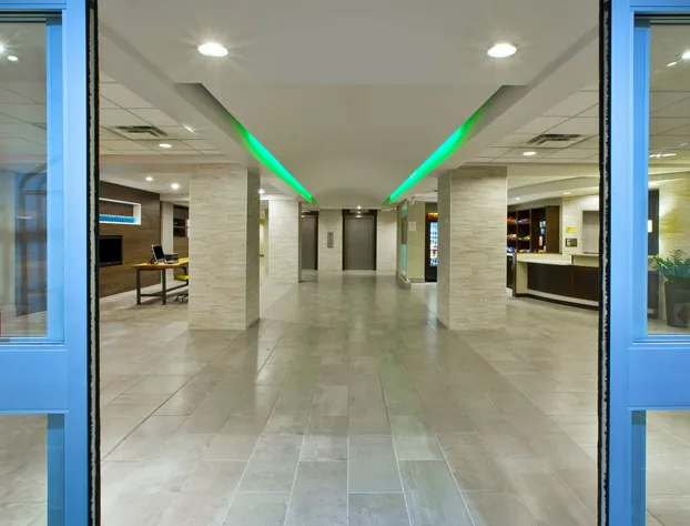 Holiday Inn Columbus Dwtn-Capitol Square by IHG hotel detail image 3