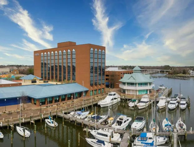 The Landing at Hampton Marina, Tapestry Collection by Hilton hotel detail image 3