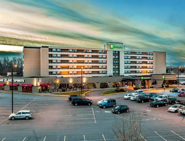 Holiday Inn Laval Montréal by IHG hotel detail image 4