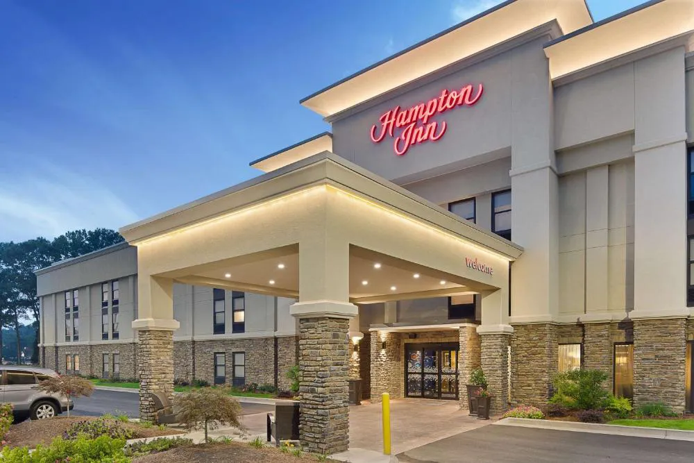 Hampton Inn Lagrange near Callaway Gardens hotel hero