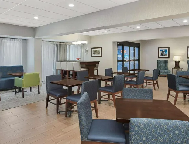 Hampton Inn Lagrange near Callaway Gardens hotel detail image 1
