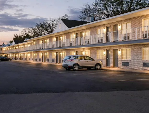 Days Inn by Wyndham Whitmore Lake/Ann Arbor/Brighton hotel detail image 2
