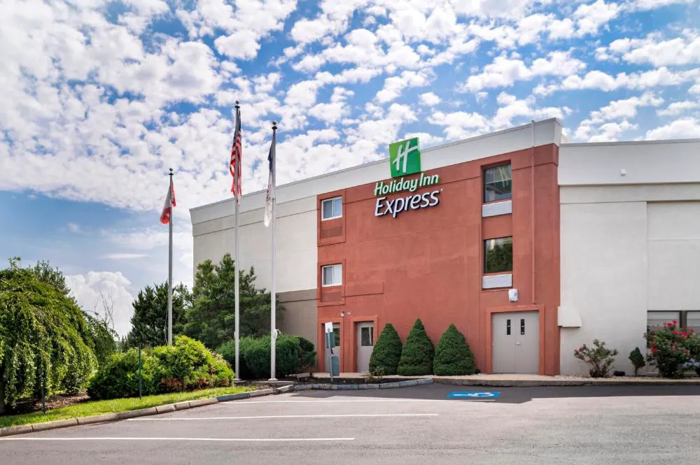 Holiday Inn Express Greencastle an IHG Hotel hotel hero