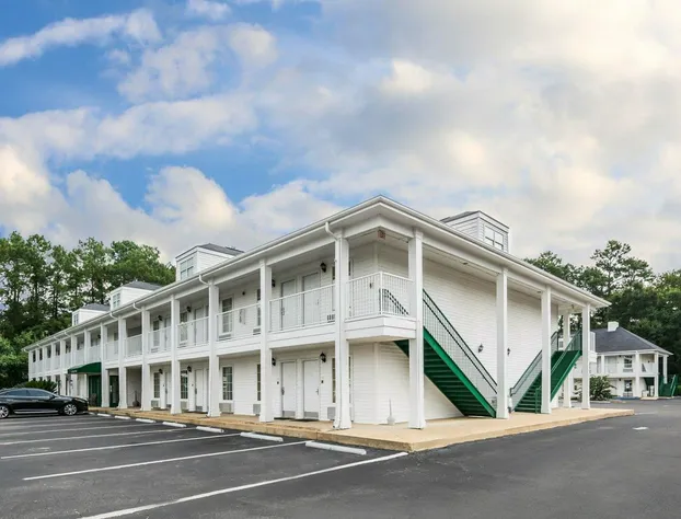Quality Inn Bainbridge hotel detail image 2
