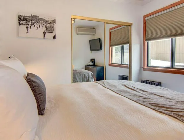 Hotel Bristol hotel detail image 4