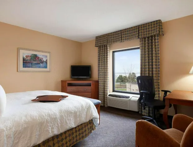 Hampton Inn Geneva hotel detail image 4