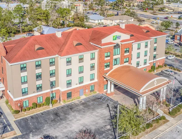 Holiday Inn Express & Suites Gulf Shores by IHG hotel detail image 4