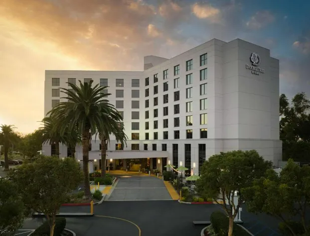 DoubleTree by Hilton Irvine - Spectrum hotel detail image 1