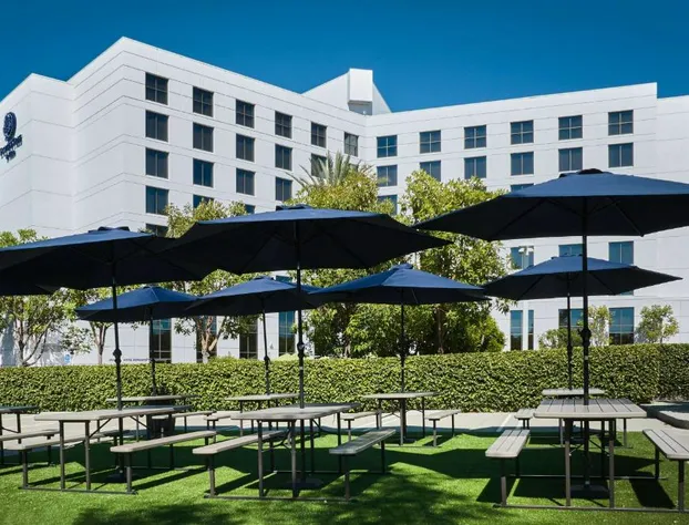 DoubleTree by Hilton Irvine - Spectrum hotel detail image 2