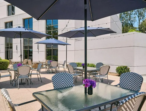 DoubleTree by Hilton Irvine - Spectrum hotel detail image 3