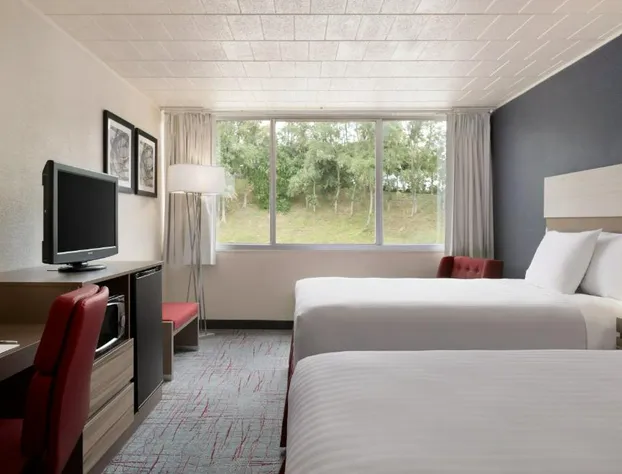 Ramada Uniontown hotel detail image 4