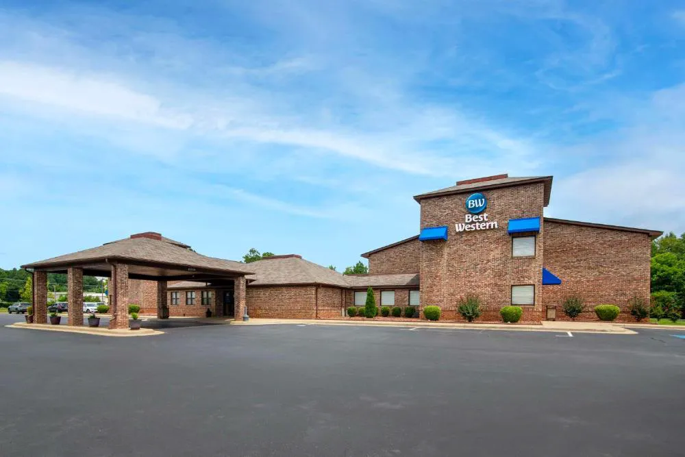 Best Western Auburn/Opelika Inn hotel hero