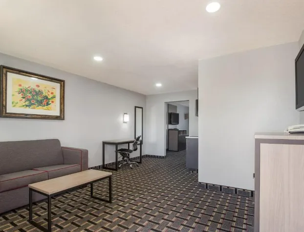 Knights Inn and Suites Salem hotel detail image 4