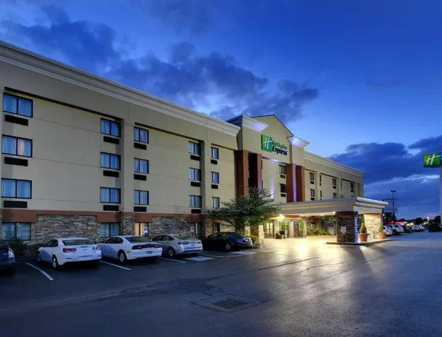 Holiday Inn Express Fort Campbell-Oak Grove by IHG hotel detail image 2