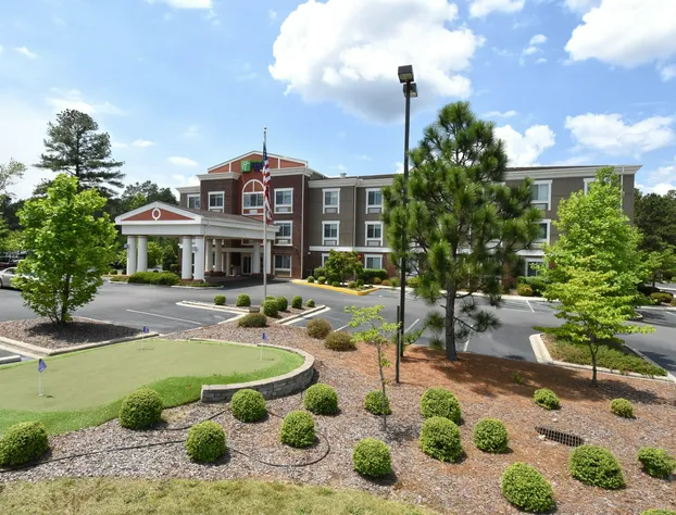 Holiday Inn Express Hotel & Suites Southern Pines by IHG hotel detail image 1