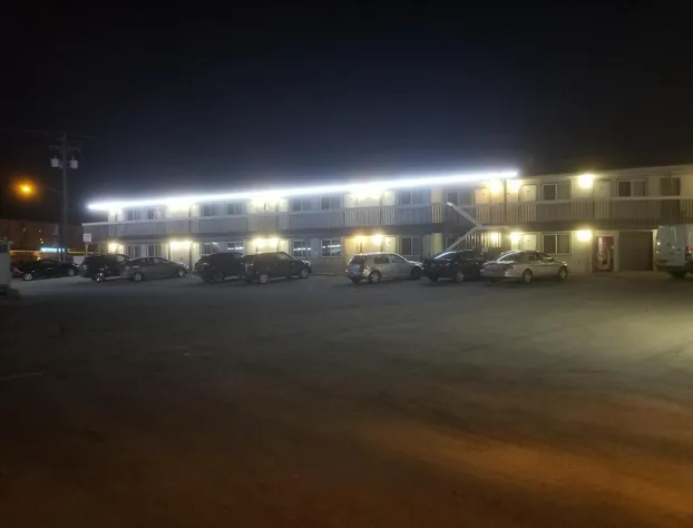 Canadas Best Value Desert Inn & Suites Cache Creek hotel detail image 3